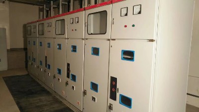 配電柜進(jìn)出風(fēng)口需要飄帶嗎【千亞電氣】
